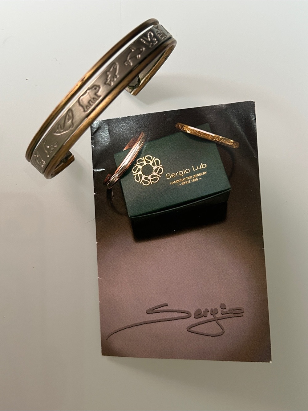 Discontinued Sergio Lub Wildlife Neighbors Magnetic Cuff Bracelet Healing NWT